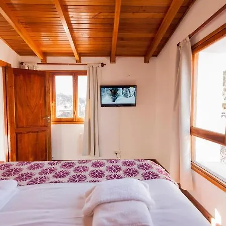 Tunqueley Hotel San Martín de los Andes Exterior photo