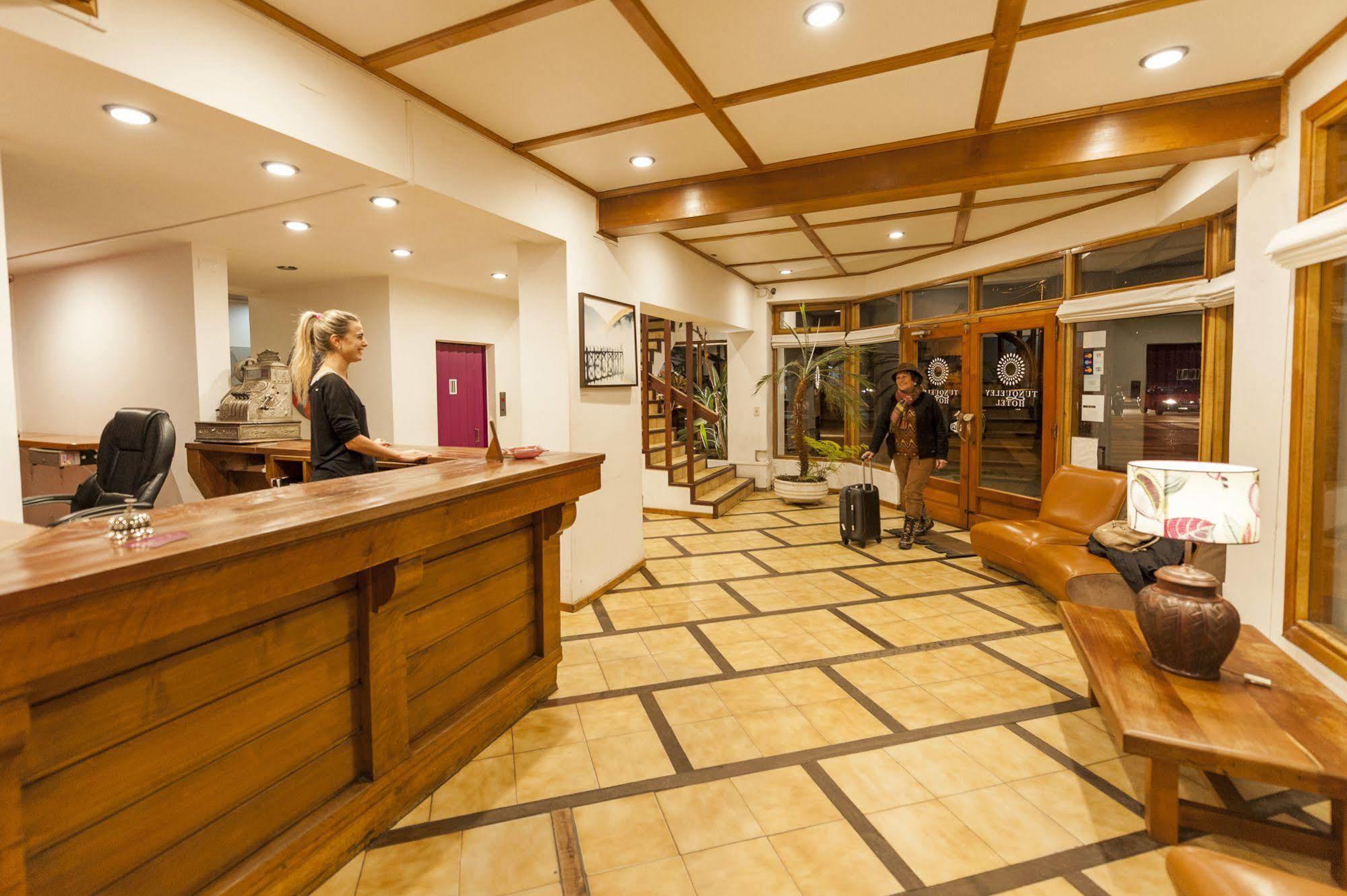 Hotel Tunqueley 2*